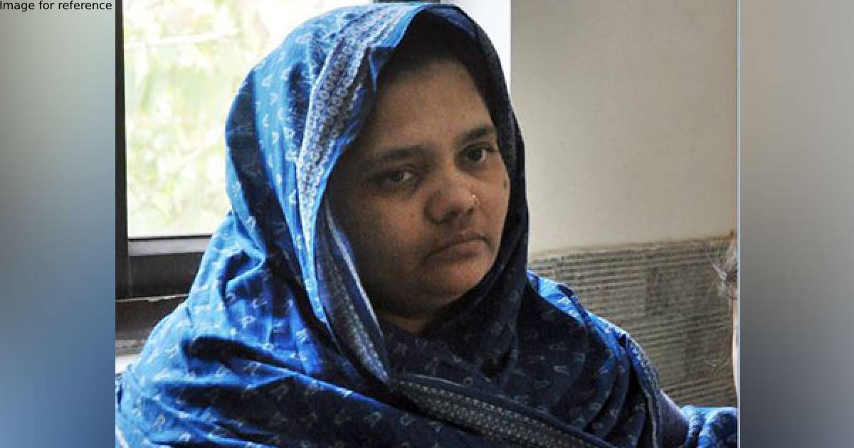 Bilkis Bano case: SC notice to Gujarat govt on plea against remission of 11 convicts